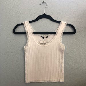 Brandy Melville lacy crop top